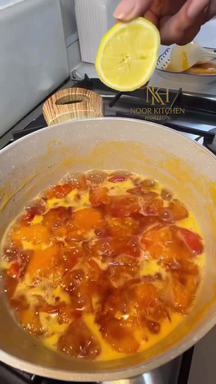 أضيفي عصرة الليمون في الدقائق الخمس الأخيرة وحرّكي